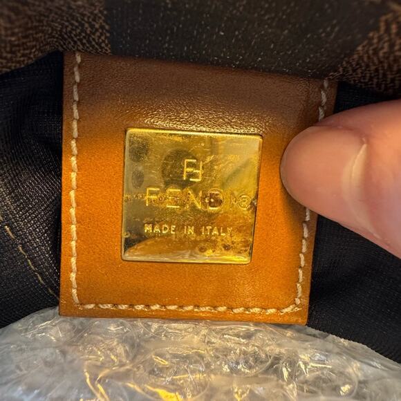 Fendi penguin square bag **vintage** - Picture 11 of 11